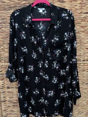 Penningtons Black And Floral Butyon Down Tunic Length Top Size 2X